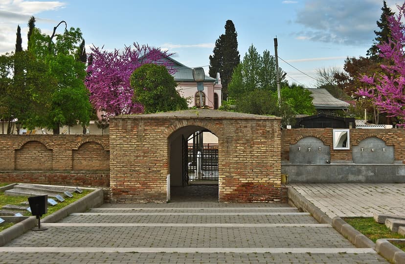 Bərdə İmamzadə Kompleksi