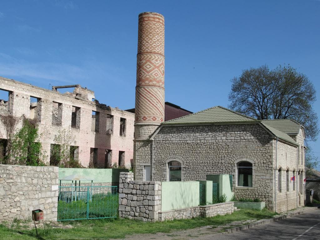 Saatlı Məscidi