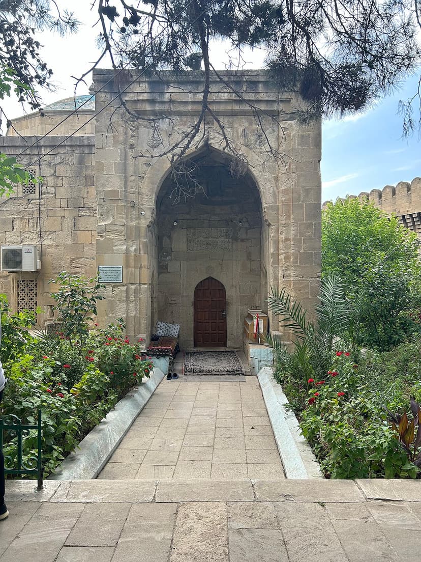Tuba Shahi Mosque
