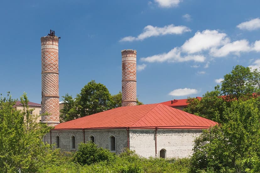 Yuxarı Gövhər Ağa Məscidi